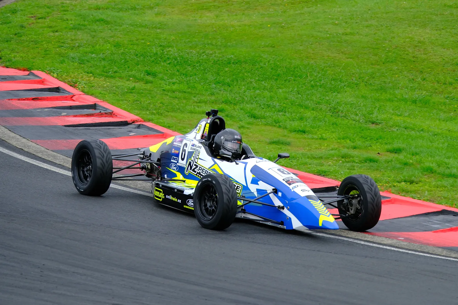 Blake Dowdall at the wheel of his #6 Formula Ford at Hampton Downs for the New Zealand Grand Prix meeting.