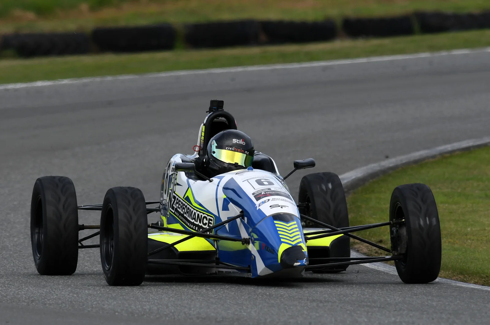 Blake Dowdall racing his #6 Formula Ford at Teretonga Park.
