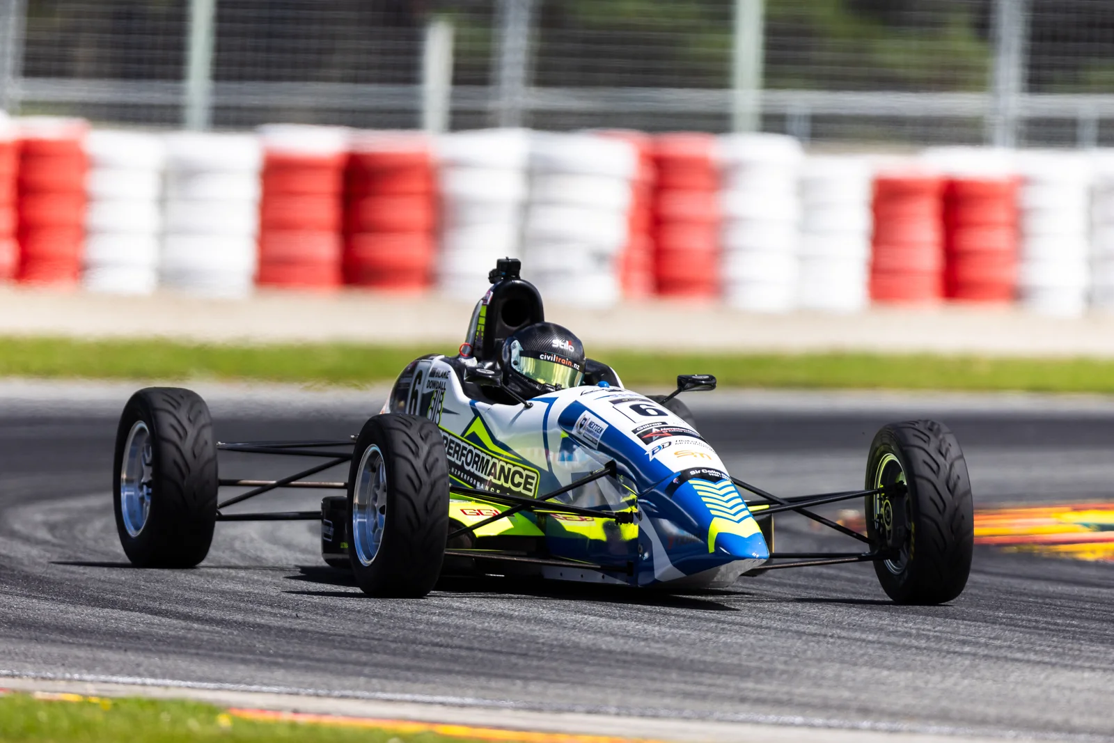 Blake Dowdall racing his #6 Formula Ford at Highlands Motorsport Park.