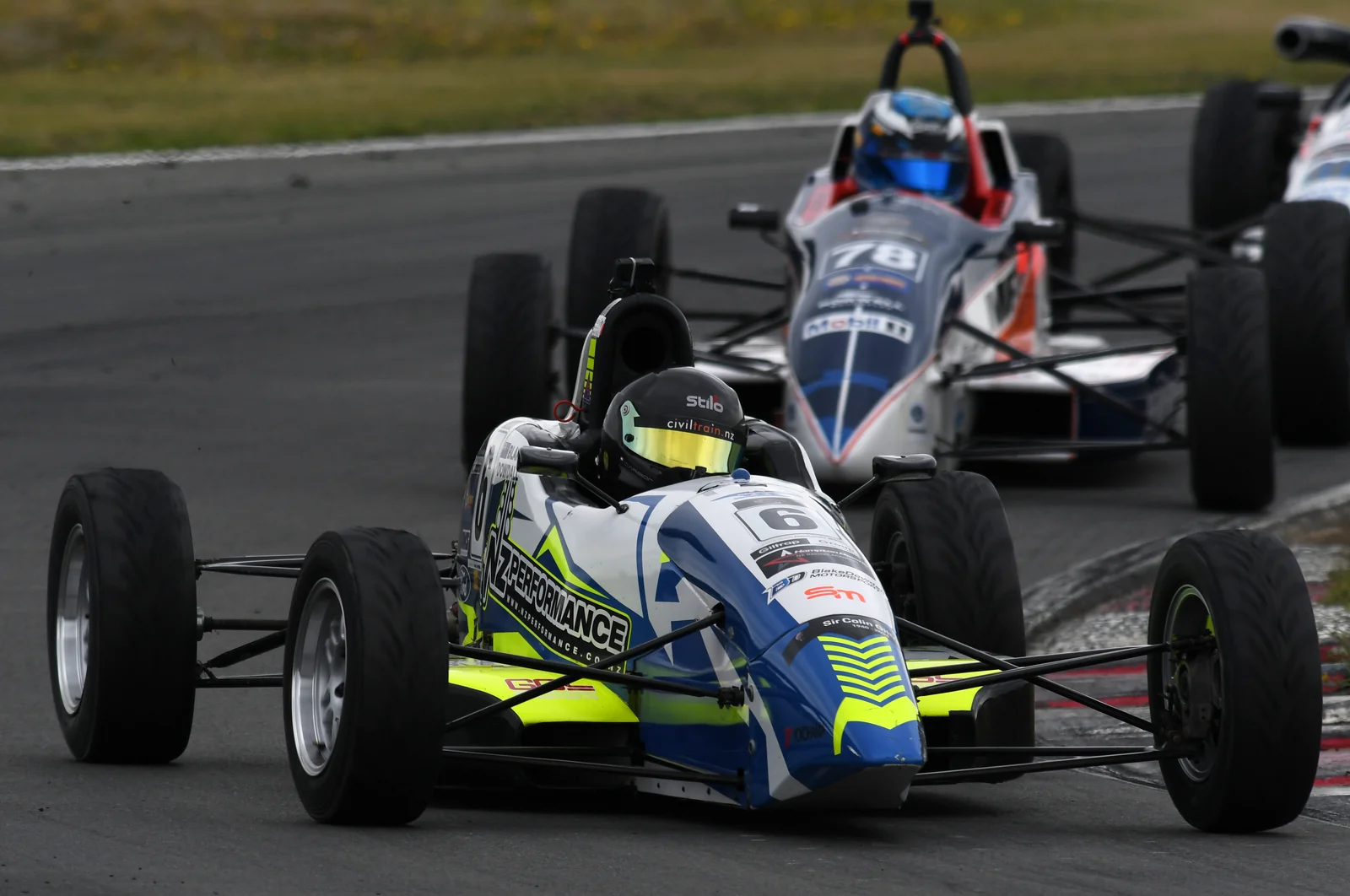 Blake Dowdall threads his #6 Formula Ford through a corner at Timaru.