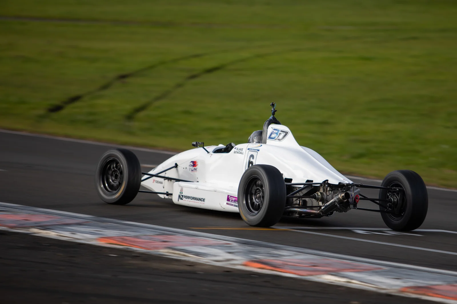Blake Dowdall racing his #6 Formula Ford at Manfeild.