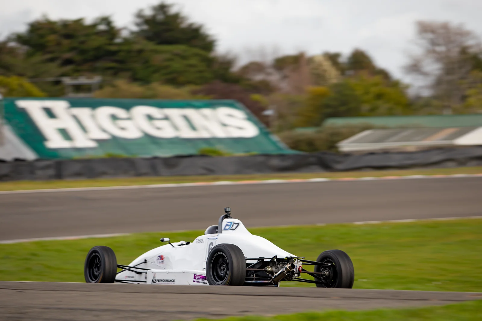Blake Dowdall racing his #6 Formula Ford at Manfeild.