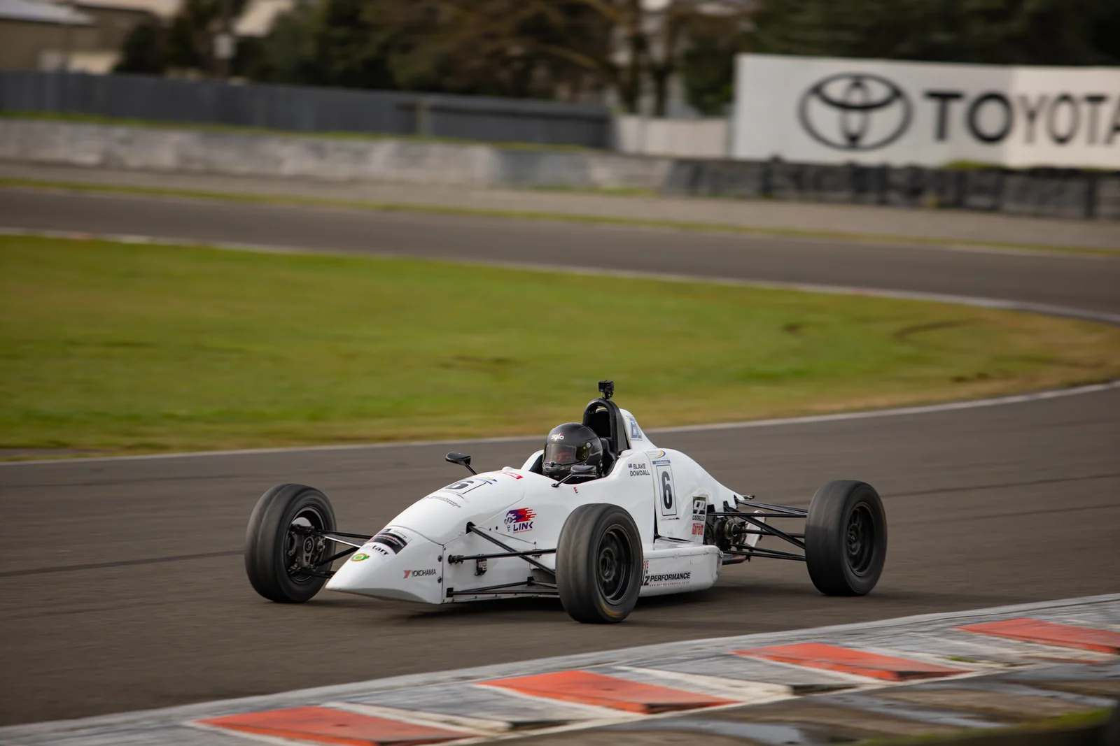 Blake Dowdall racing his #6 Formula Ford at Manfeild.